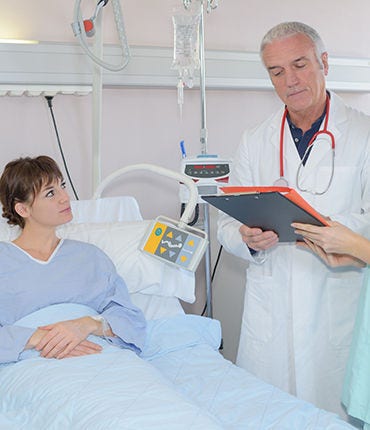 giving information to the patient; Shutterstock ID 1844651011; purchase_order: -; job: -; client: -; other: -