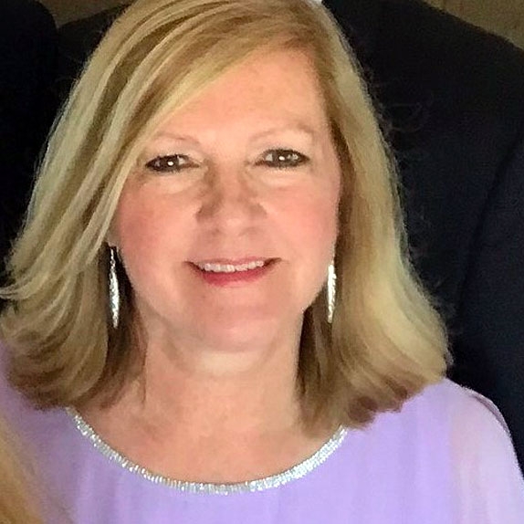 Carol Martin head shot