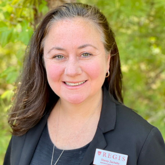 Stacey Cloutman Headshot