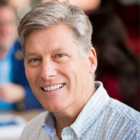 Daniel Leahy head shot