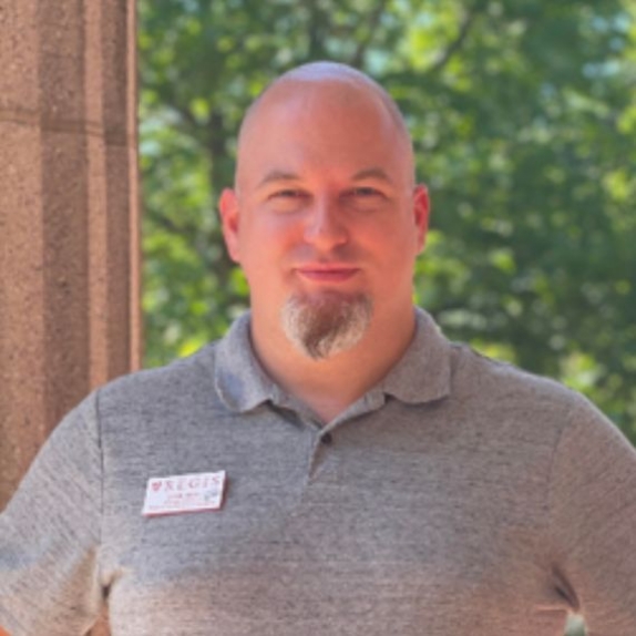 Scott Hiller headshot